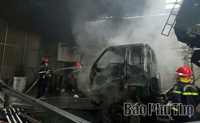 cứu hộ khu vực Lạc Sơn thuộc Phòng Cảnh sát phòng cháy