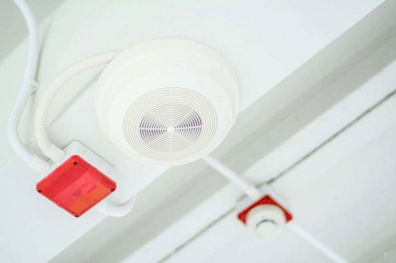 Cách lắp đặt đầu báo khói, báo cháy theo đúng tiêu chuẩn 