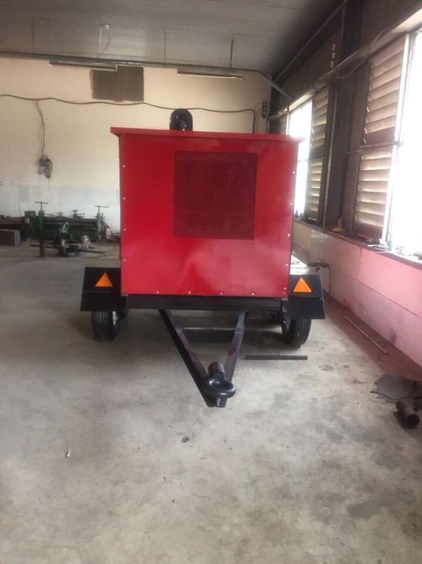 MÁY BƠM CHỮA CHÁY DIESEL DI ĐỘNG LOẠI XE ĐẨY