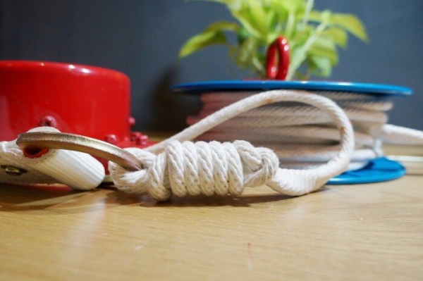 GIÁ THANG DÂY THOÁT HIỂM HÀN QUỐC
