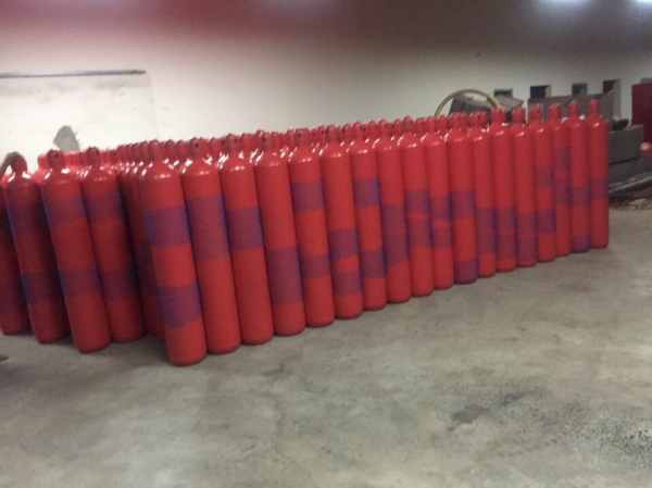 BÁN CHAI BÌNH KHÍ CO2 45KG 68 LÍT VAN TỰ ĐỘNG