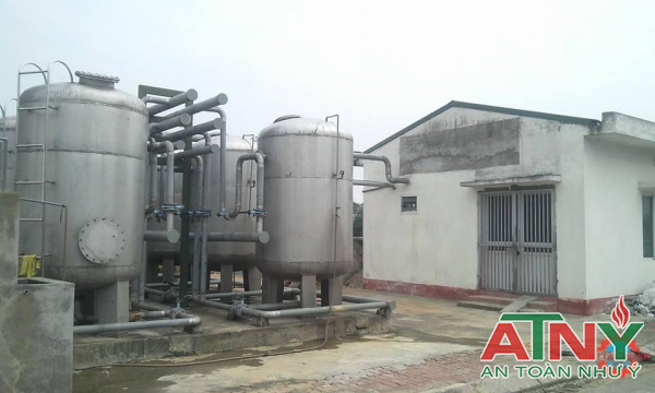 Báo giá bồn chứa bọt foam 3%,6% inox 304 dạng đứng và dạng nằm ngang