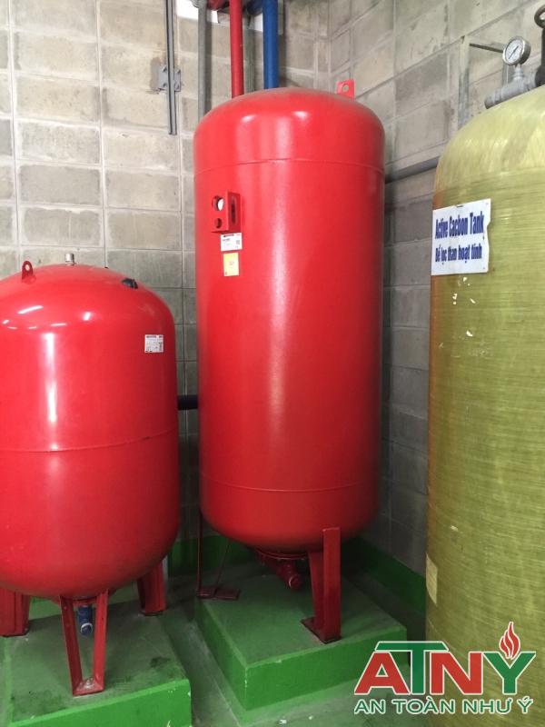 BÁO GIÁ THAY RUỘT BÌNH ĐIỀU ÁP TÍCH ÁP VAREM AQUASYSTEM
