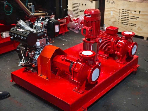 Bộ máy bơm chữa cháy kèm chân đế điện diesel bù áp