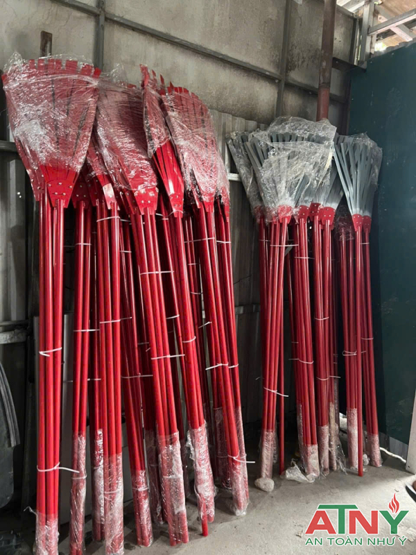 Chổi vỉ dập lửa chữa cháy rừng