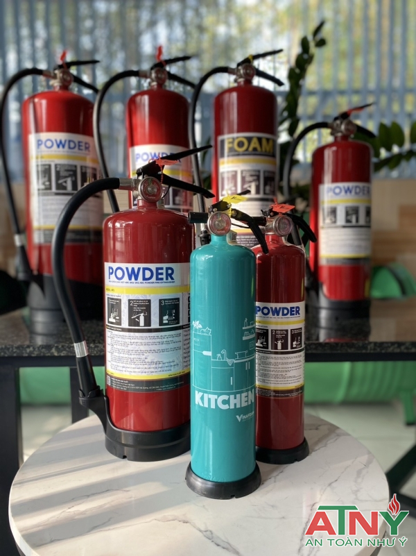 Gía bình chữa cháy vinafoam bột abc 1kg 3kg 4kg 6kg 8kg 9kg 25kg 35kg 50kg co2 3kg 5kg