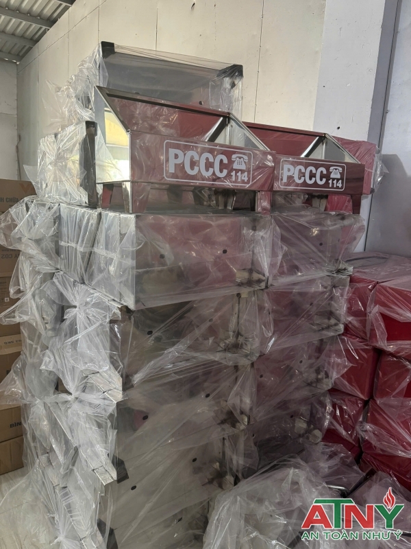 Kệ để bình chữa cháy inox 304 giá bao nhiêu?