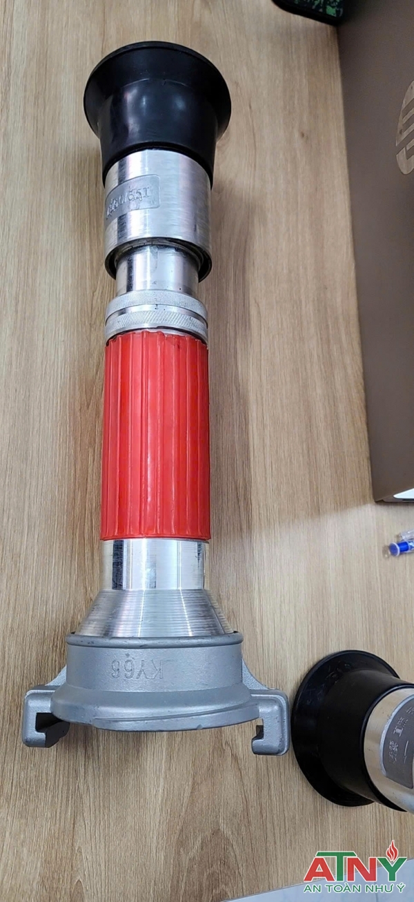 Lăng phun chỉnh tia cầm tay có kiểm định tem pccc