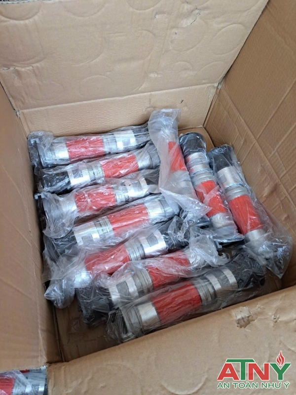 Lăng phun dn50 dn65 cầm tay đa năng chỉnh tia có kiểm định pccc