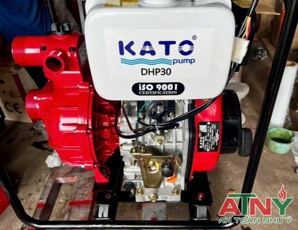 Máy bơm chạy dầu diesel dhp30 kato 15hp Trung Quốc