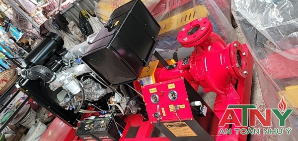 Máy bơm chạy dầu diesel dùng tưới tiêu cấp nước chữa cháy