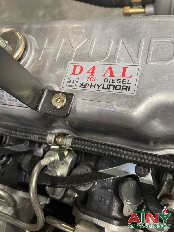 Máy bơm diesel hyundai động cơ D4AL 90kw đầu bơm pentax ebara windy