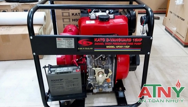 Máy bơm diesel kato 15hp tự hút chân không model KP301-192F
