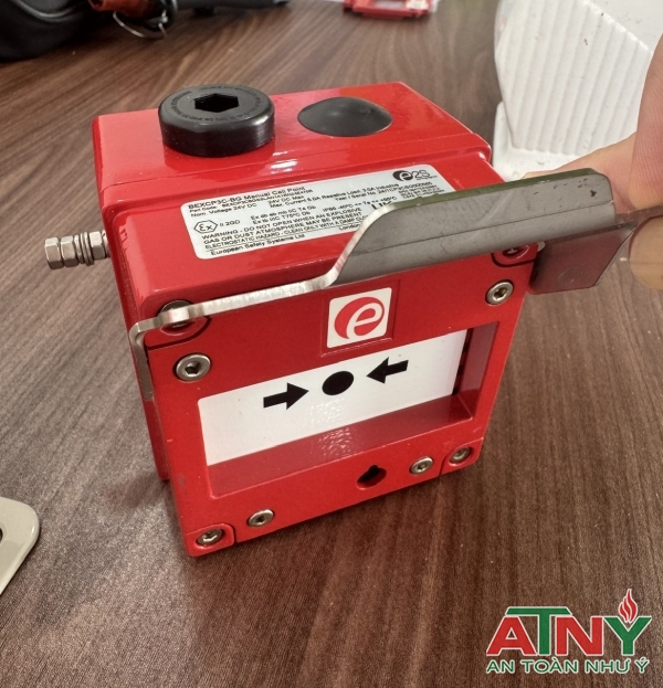 Nút nhấn khẩn báo cháy chống cháy nổ nittan Nhật Bản bexcp3cbg sslan1a1r n24e470r