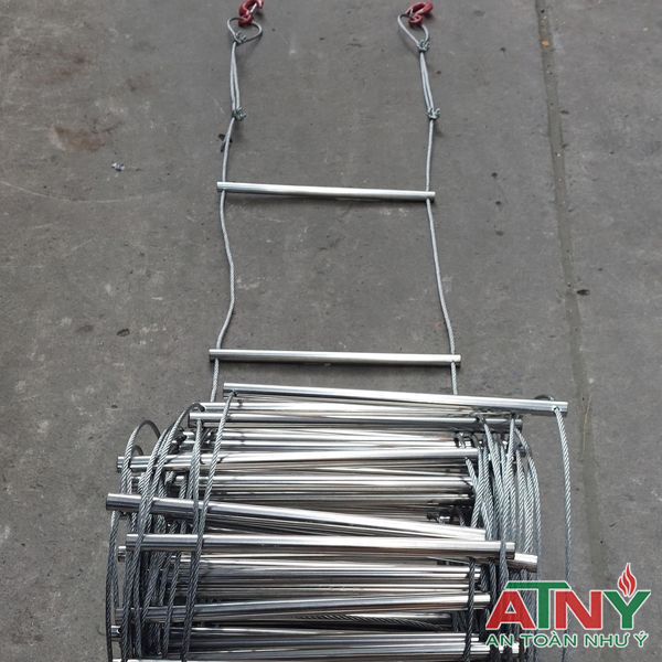 Thang dây thoát hiểm bằng inox giá bao nhiêu 1 mét