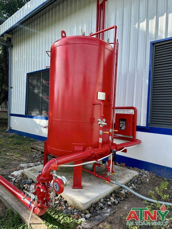 Thi công lắp đặt trọn gói bồn chứa foam nhà xưởng kho hóa chất sơn dung môi