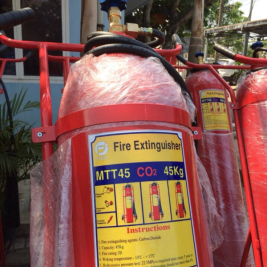 BÌNH CỨU HỎA CHỮA CHÁY XE ĐẨY CO2 45KG-68LIT