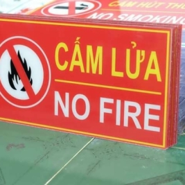 Bảng hiệu để bình chữa cháy cấm lửa cấm hút thuốc bộ nội qui tiêu lệnh pccc
