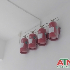 bình fm200 treo tường tự động kích hoạt xả khí