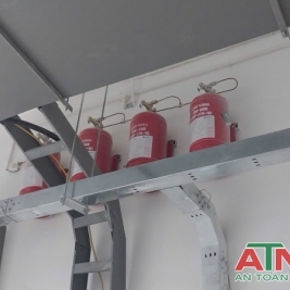 bình fm200 treo tường tự động kích hoạt xả khí