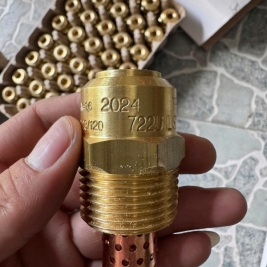 Đầu phun hv14 hv17 của nước nào sản xuất?