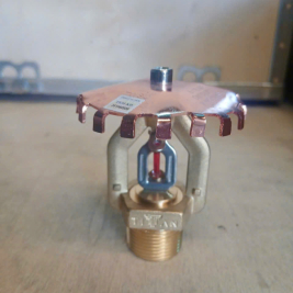 Đầu phun phản ứng nhanh k16.8 68 độ c hướng lên xuống