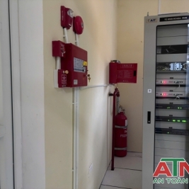 Đèn cảnh báo xả khí Hochiki HES3-24WR