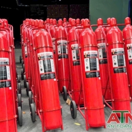 Gía bình victory co2 24kg xe đầy có kiểm định tem pccc