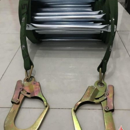 Gía thang dây thoát nạn thoát hiểm nhà cao tầng chung cư 5m 10m 15m 20m 25m 30m 35m 40m 45m 50m 55m 60m 65m 70m 75m 80m 85m 90m 95m 100m