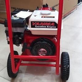 Máy bơm chữa cháy chạy xăng di động có bánh xe nhỏ nhất 5,5hp