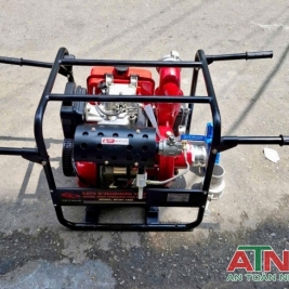 Máy bơm diesel hút chân không khiêng tay di động
