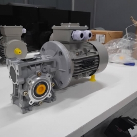 Motor ie3 động cơ cấp nước giảm tốc hộp số quạt công nghiệp pccc