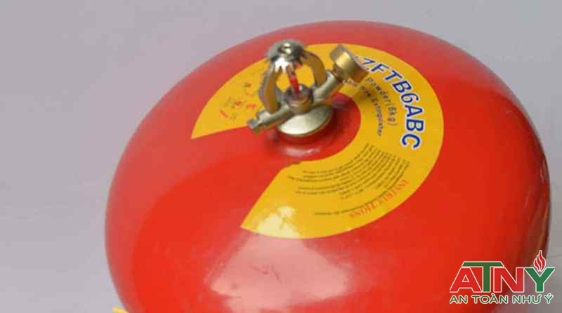 Quả cầu chữa ch&aacute;y treo trần v&agrave; những điều th&uacute; vị bạn n&ecirc;n biết 2022