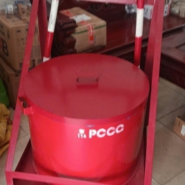 Thùng phi đựng cát kèm nắp đậy xe đẩy giá bao nhiêu? Thùng phi đựng cát kèm nắp đậy xe đẩy giá bao nhiêu?