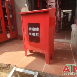 Tủ chữa cháy ngoài nhà ngoài trời có chân mái xéo sơn tĩnh điện hoặc inox 304
