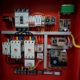 Tủ điều khiển khởi động mềm PLC HM biến tần sao tam giác cấp nước pccc