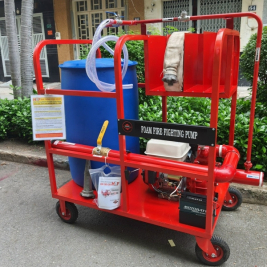Xe foam lưu động xe đẩy dùng cho cây xăng dầu kho hóa chất dung môi