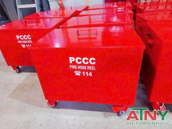 Thùng cát xe đẩy có nắp đậy giá bao nhiêu?