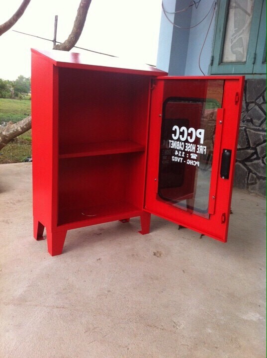 Tủ chữa cháy ngoài nhà có chân mái xéo kích thước 500x700x250