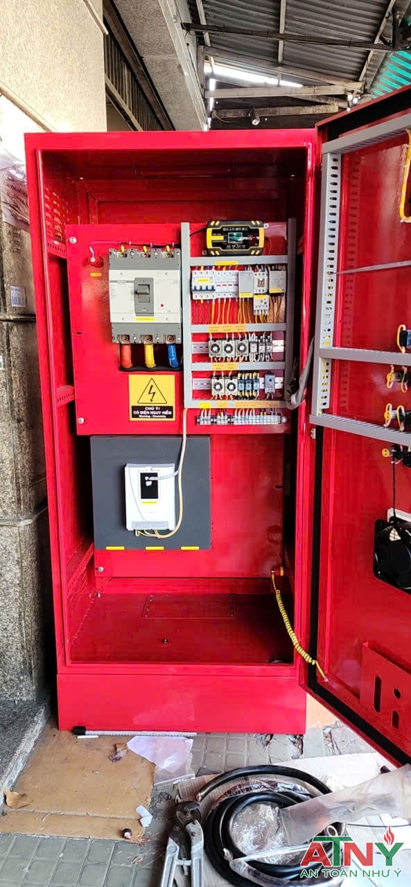 Tủ điều khiển bơm chữa cháy biến tần khởi động mềm