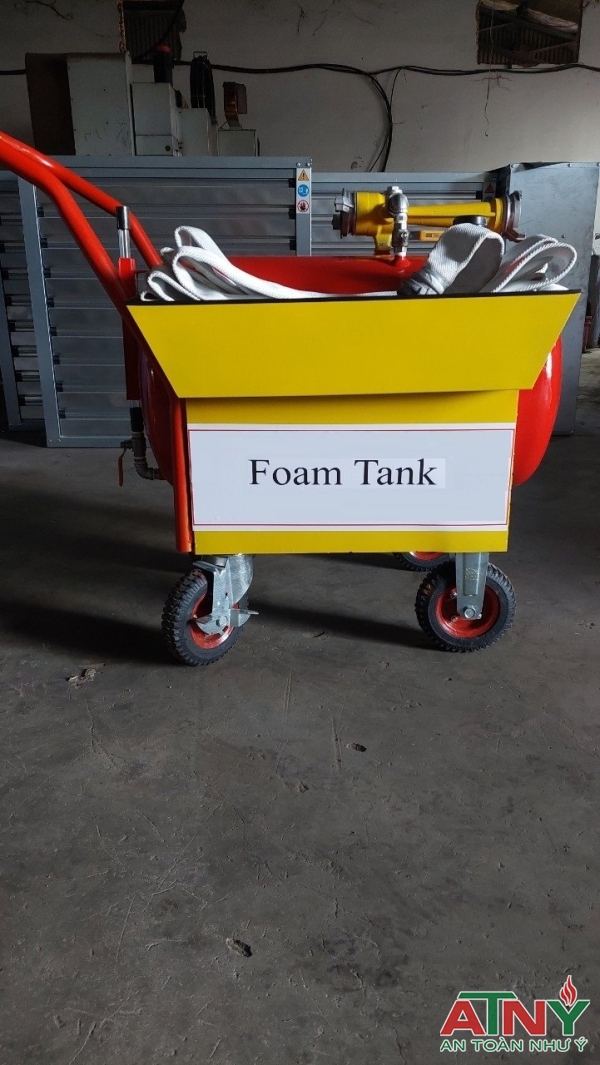 Xe foam di động có bánh xe đẩy bao gồm những gì?