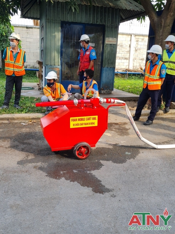 Xe foam di động Việt Nam 120 lít 200L 300L 400L 500L